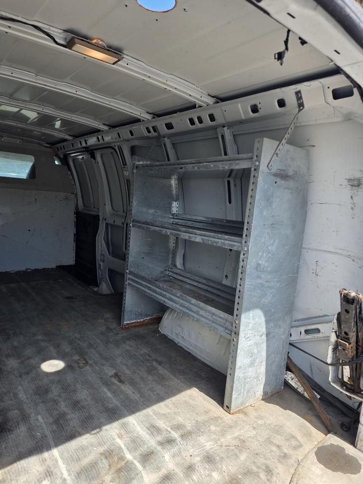 2014 GMC Savana G2500 Ca Photo