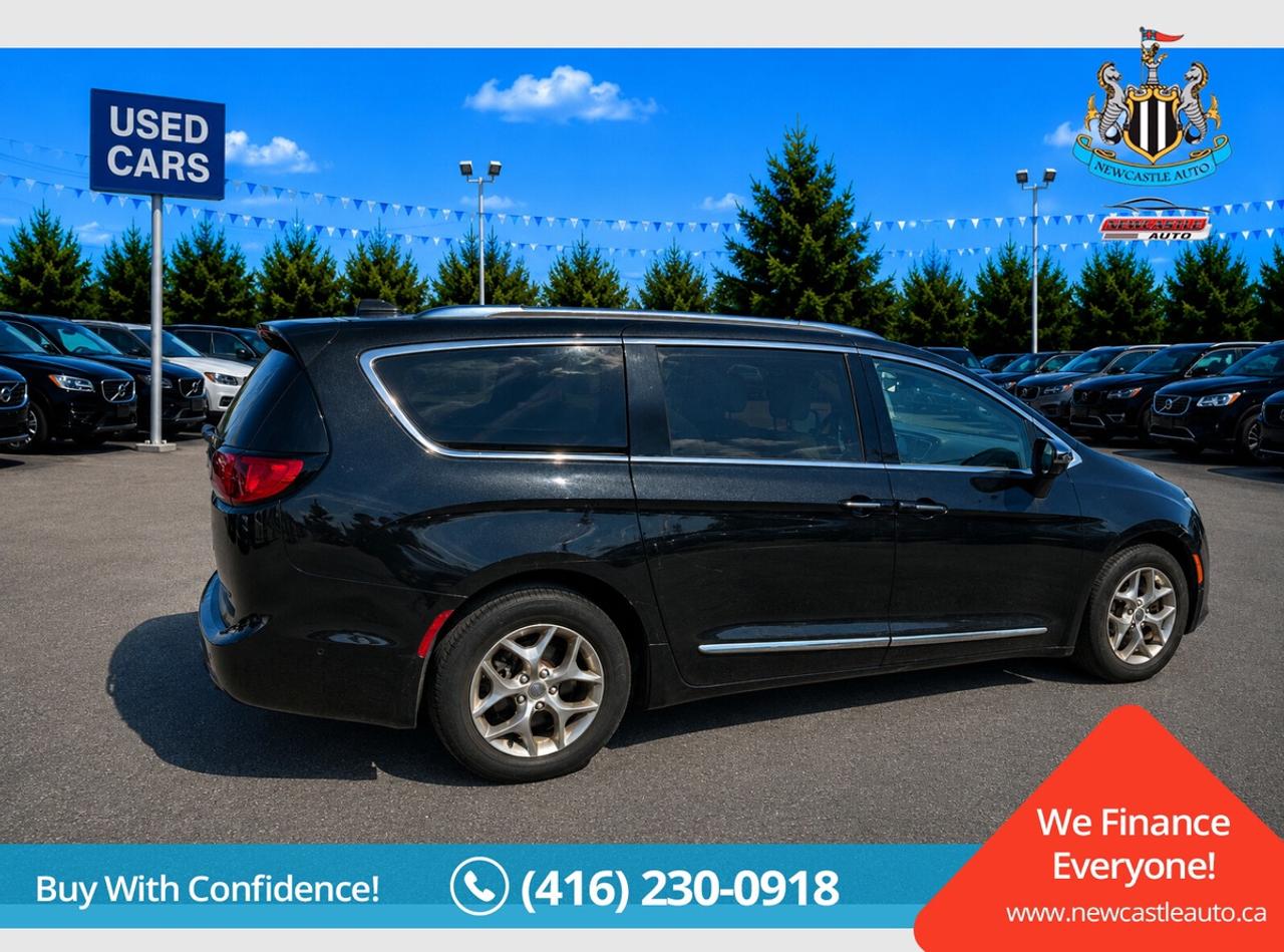 2017 Chrysler Pacifica Limited Photo5