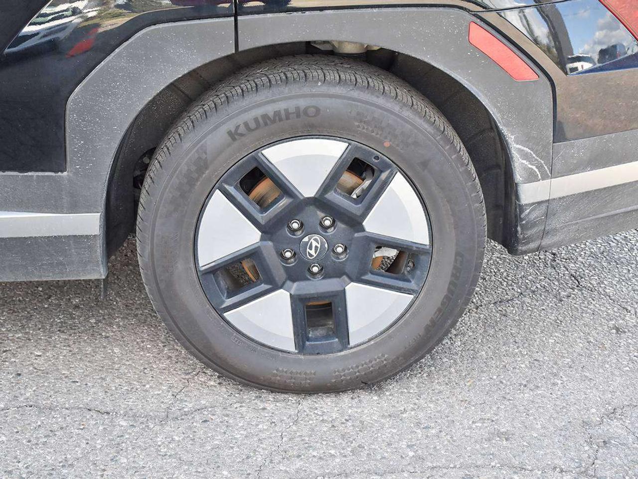 2026 Hyundai Santa Fe 1.6T Preferred Hybrid AWD 7-Pass demo used Photo