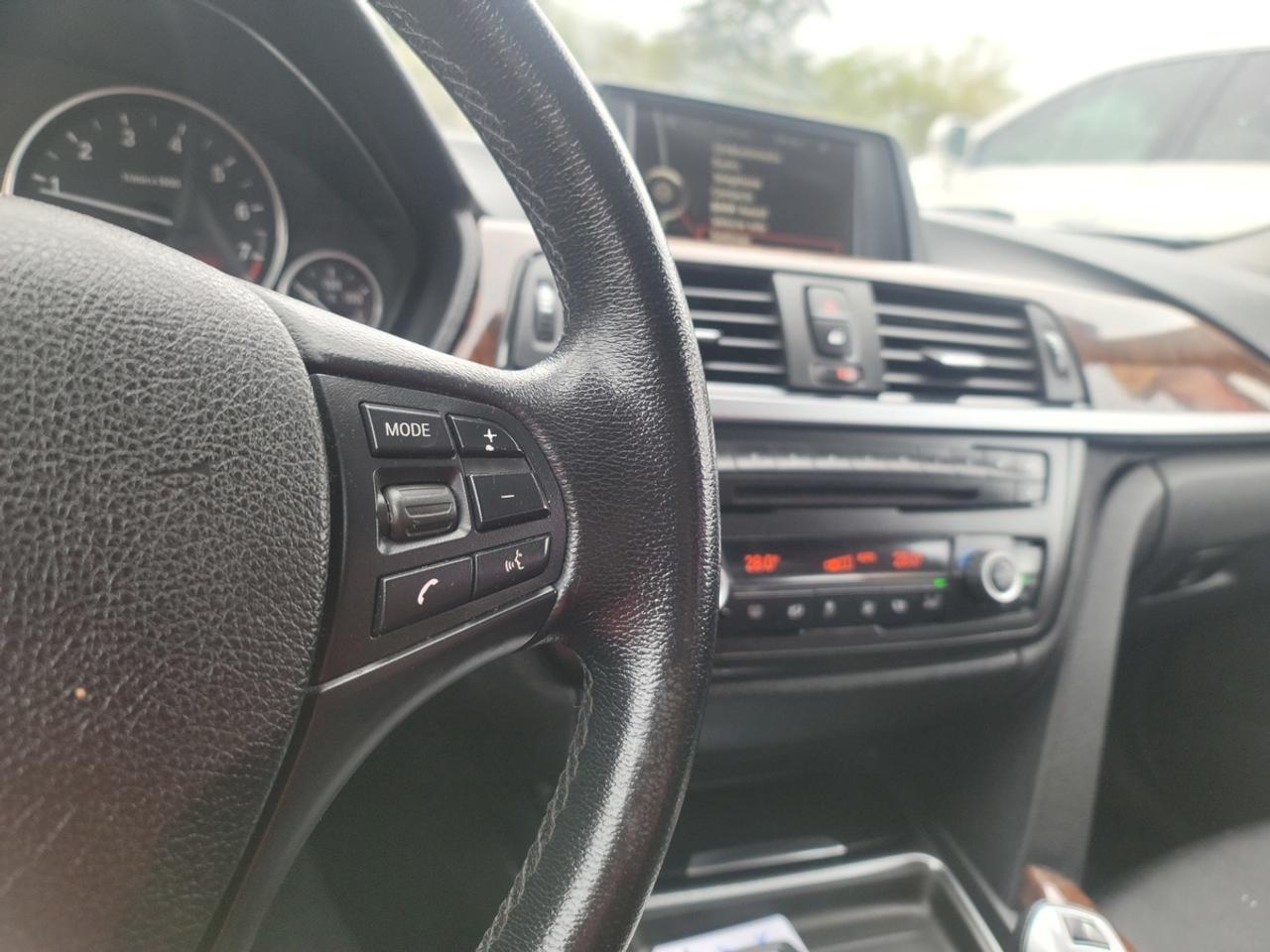 2013 BMW 3-Series 328i xDrive - CERTIFED Photo