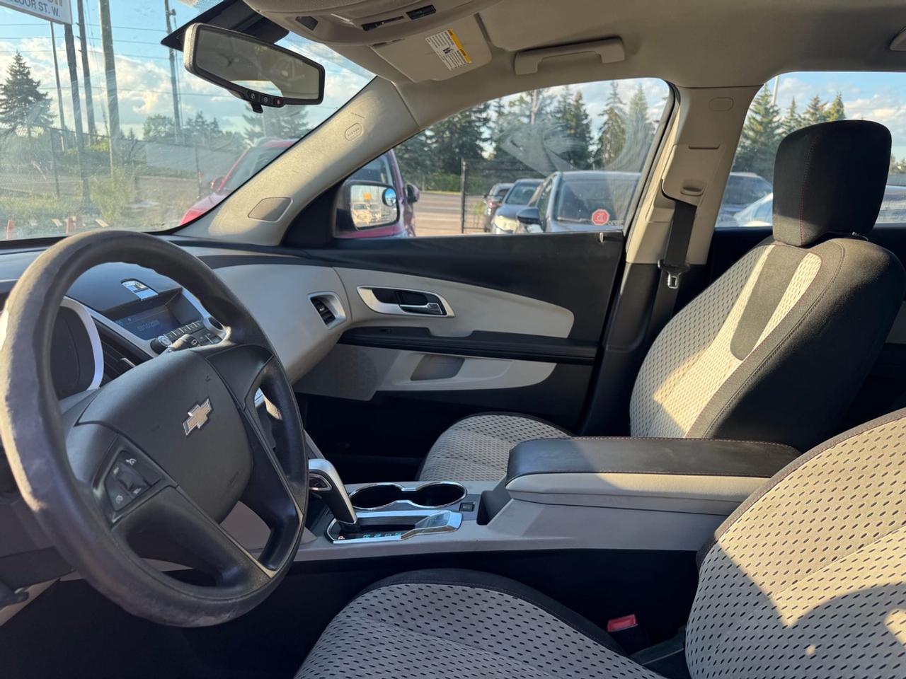 2010 Chevrolet Equinox LS Photo