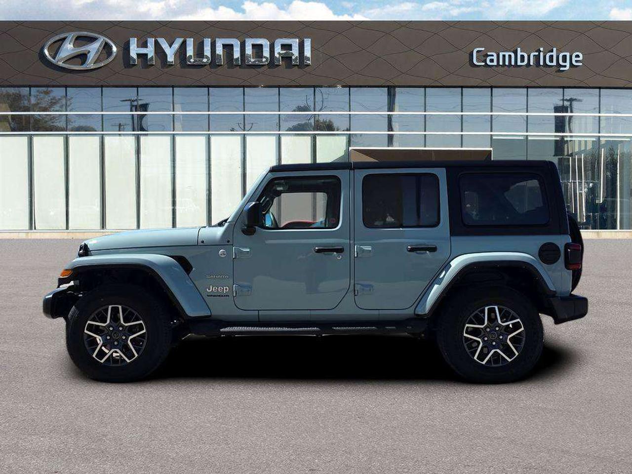 2024 Jeep Wrangler Sahara   NO ACCIDENTS 1 OWNER HEATSEATS CARPLAY Photo3