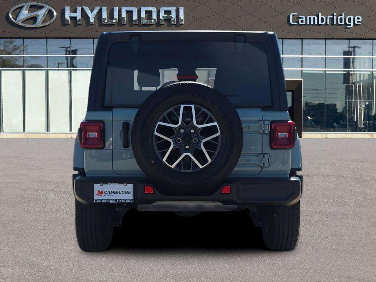 2024 Jeep Wrangler Sahara   NO ACCIDENTS 1 OWNER HEATSEATS CARPLAY Photo