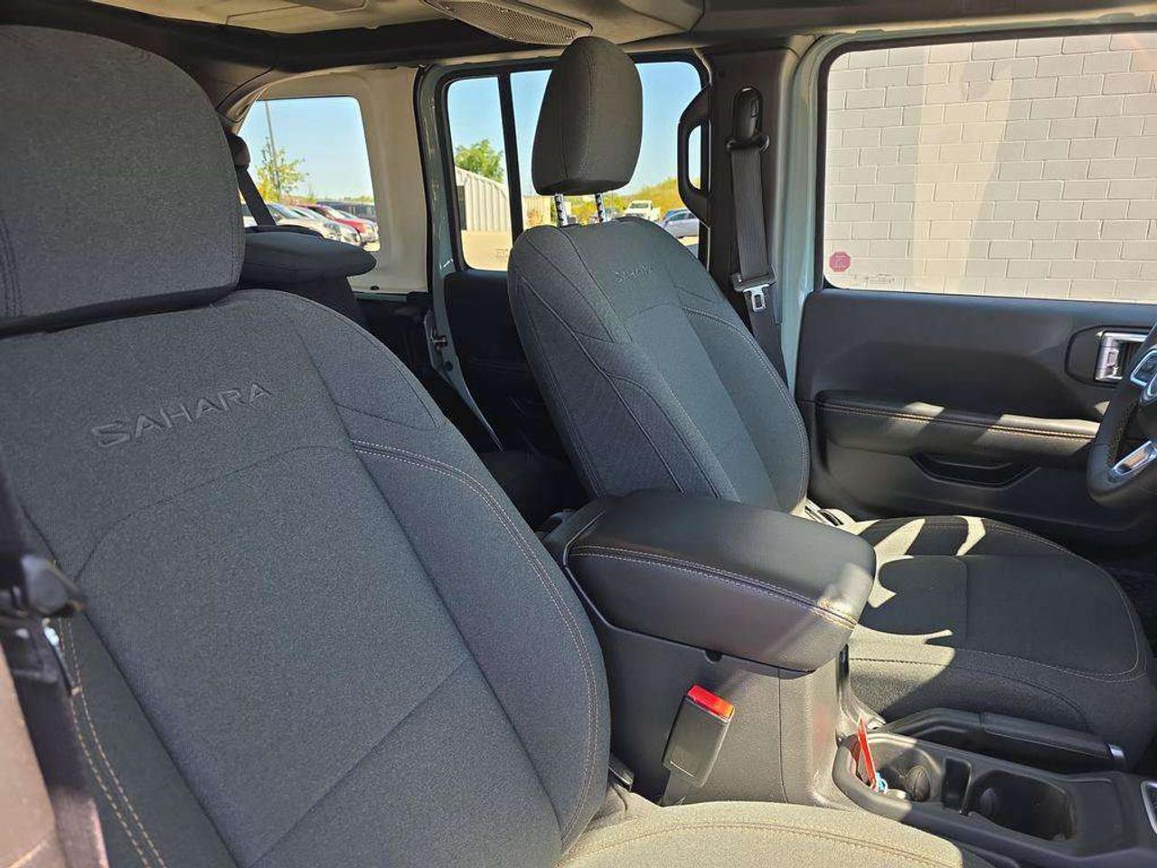 2024 Jeep Wrangler Sahara   NO ACCIDENTS 1 OWNER HEATSEATS CARPLAY Photo