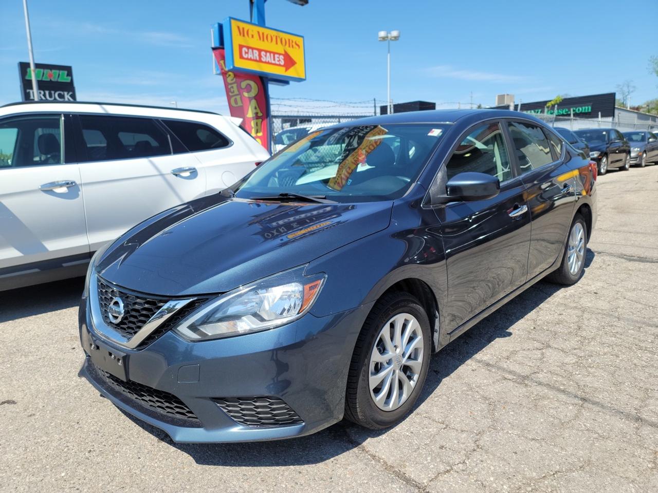 2017 Nissan Sentra SV Photo0