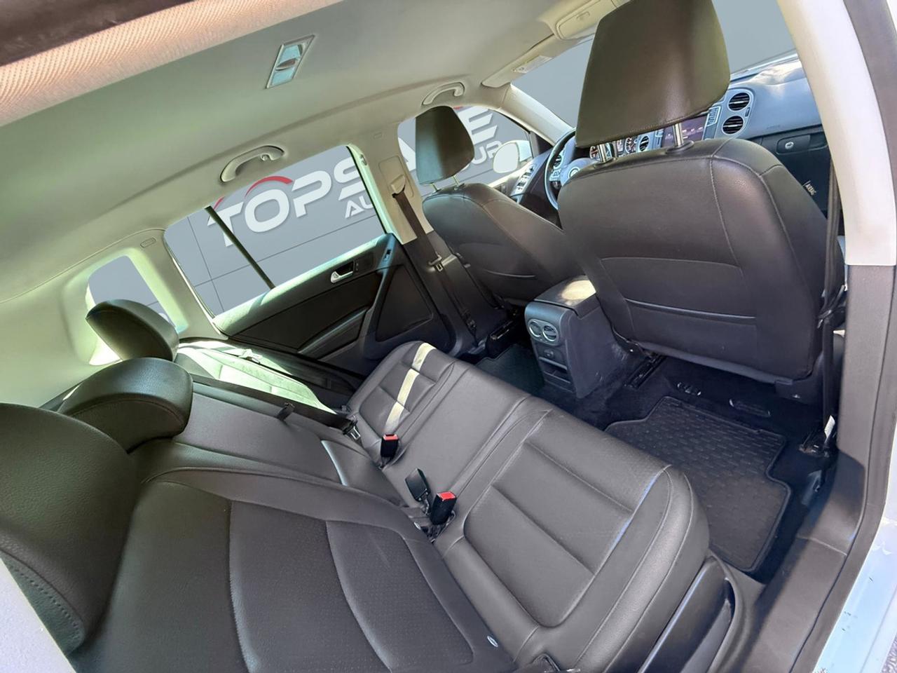 2017 Volkswagen Tiguan Wolfsburg Edition Photo