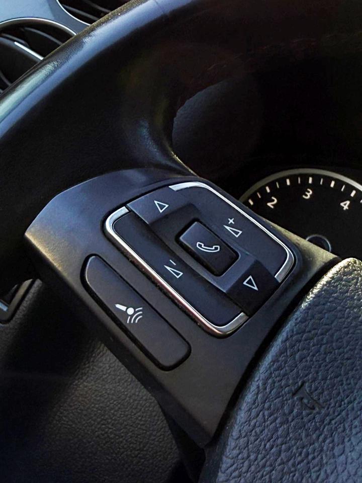 2017 Volkswagen Tiguan Wolfsburg Edition Photo