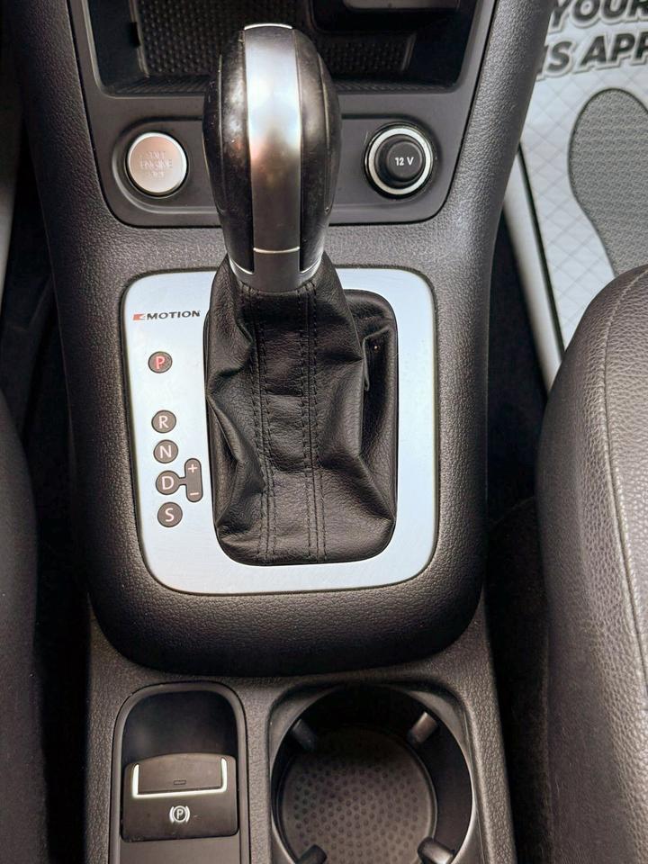 2017 Volkswagen Tiguan Wolfsburg Edition Photo