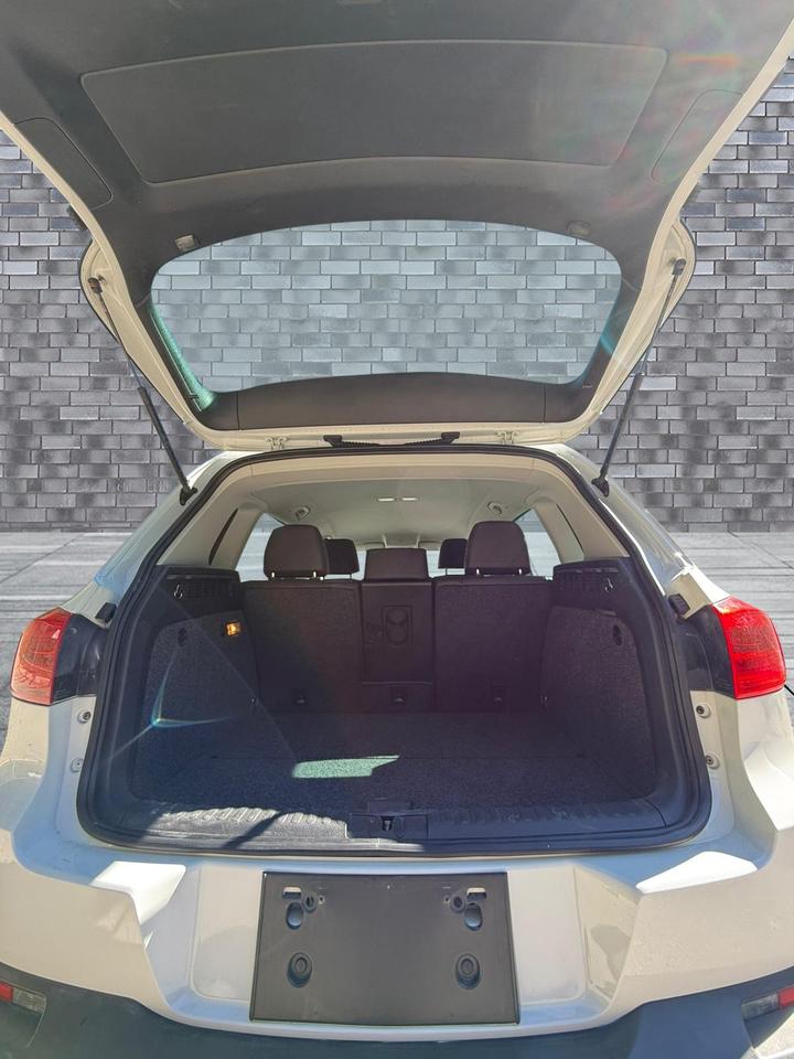 2017 Volkswagen Tiguan Wolfsburg Edition Photo
