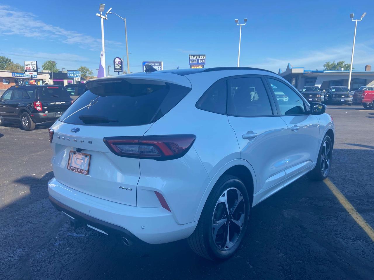 2024 Ford Escape ST LINE 2.0L AWD TECH PKG ADAPTIVE CRUISE PANOROOF Photo