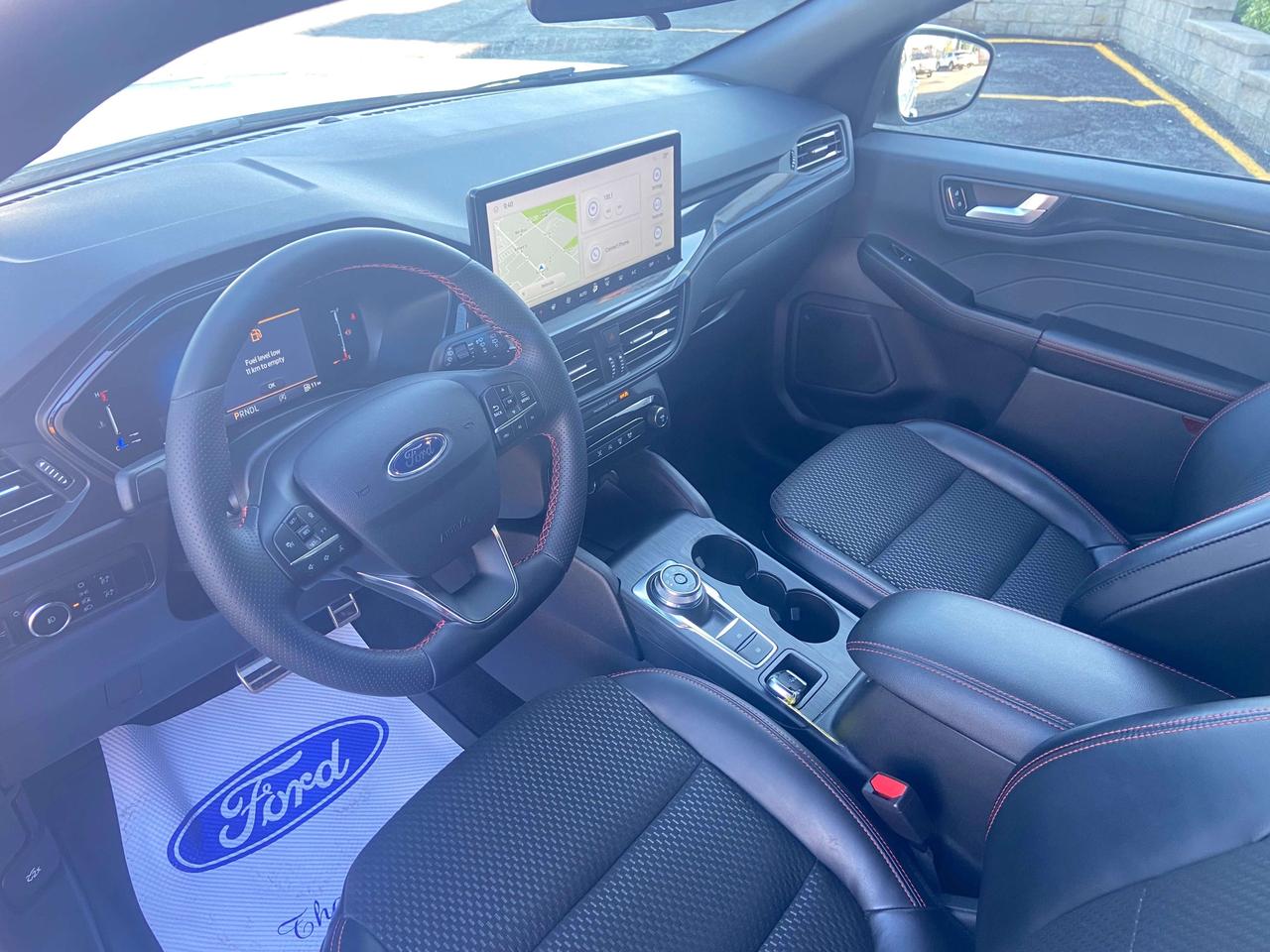 2024 Ford Escape ST LINE 2.0L AWD TECH PKG ADAPTIVE CRUISE PANOROOF Photo