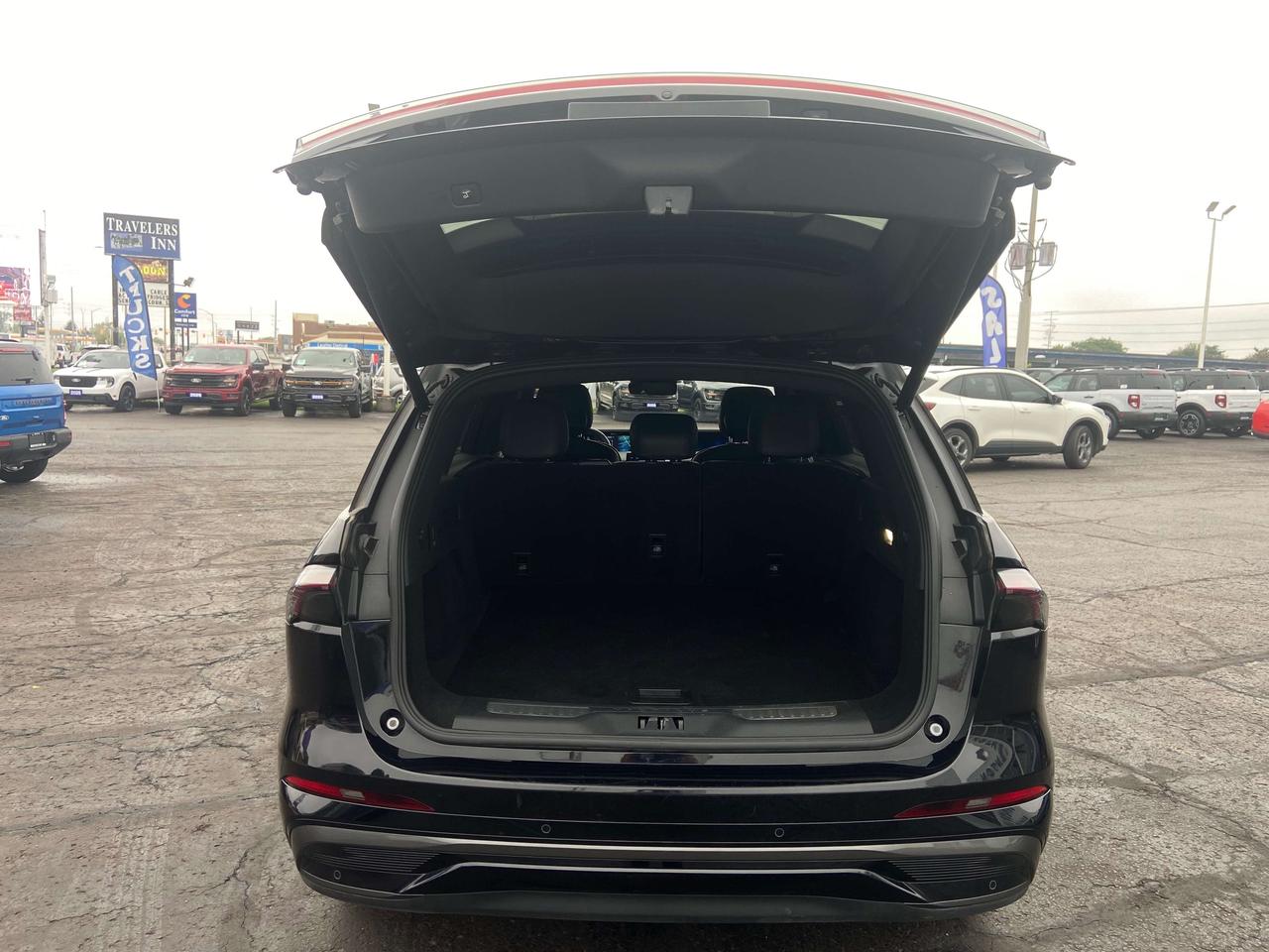 2025 Lincoln Nautilus RESERVE 2.0L AWD JET APPEARANCE ADAPTIVE LEATHER Photo