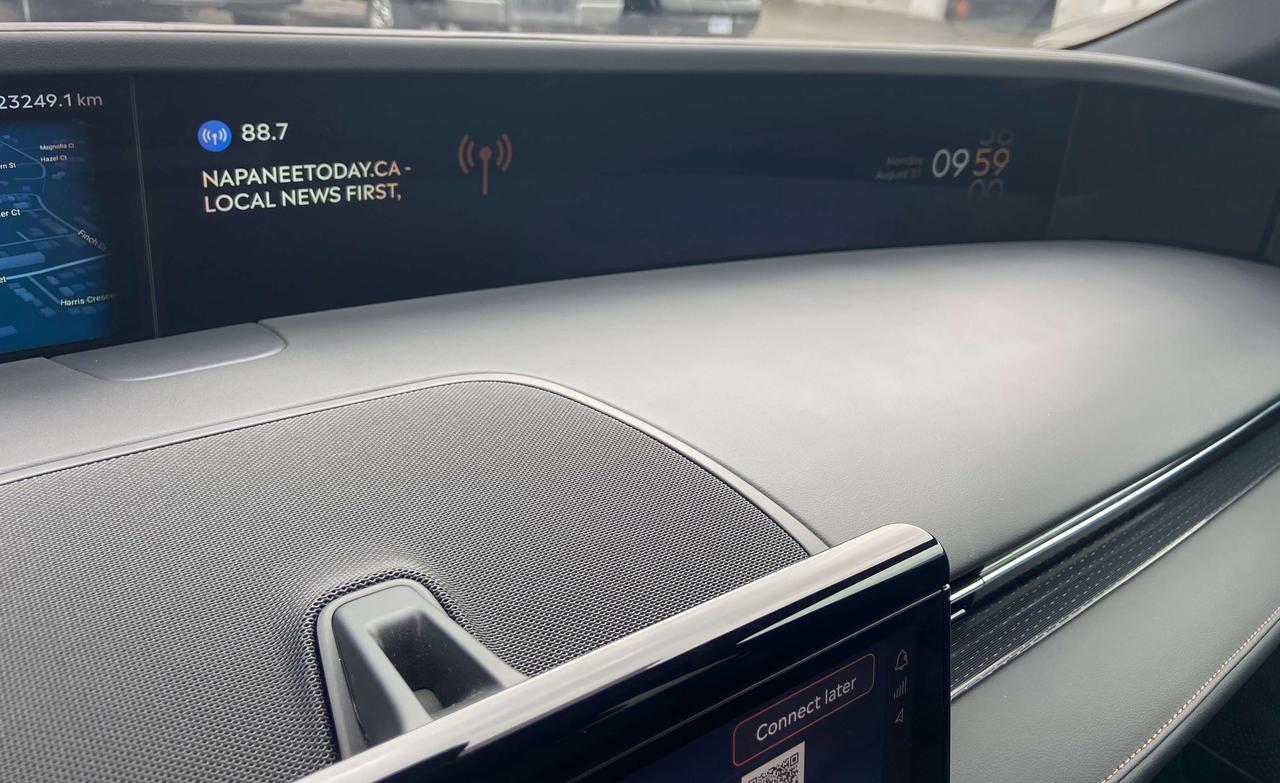 2025 Lincoln Nautilus RESERVE 2.0L AWD JET APPEARANCE ADAPTIVE LEATHER Photo
