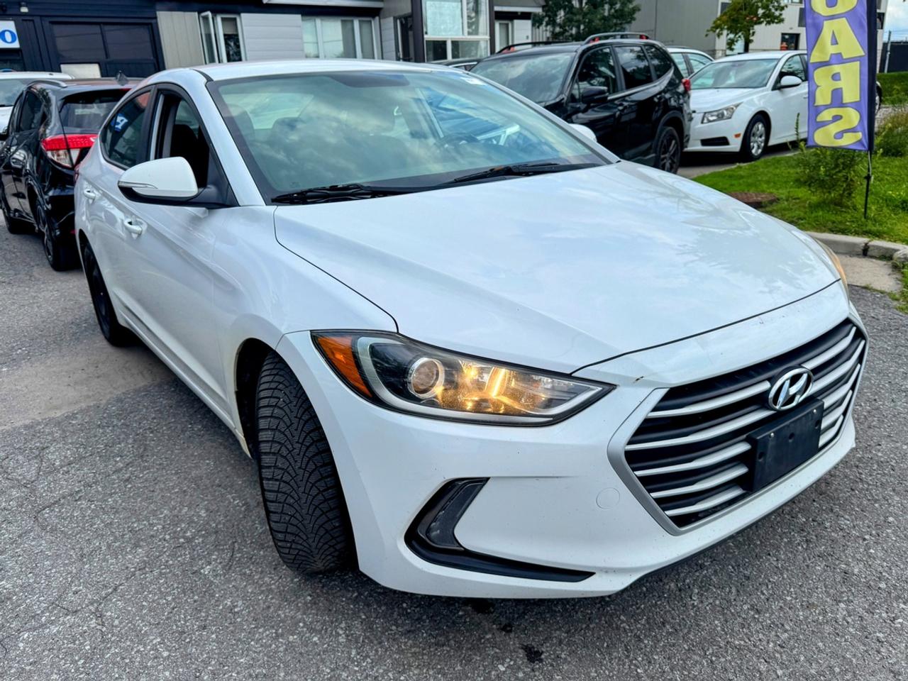 2017 Hyundai Elantra GL Photo2
