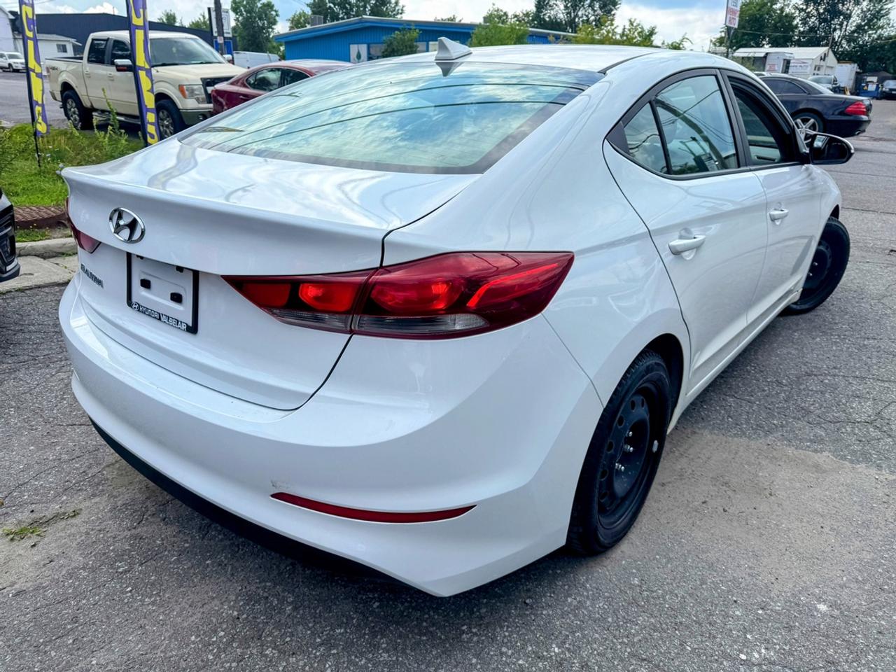 2017 Hyundai Elantra GL Photo