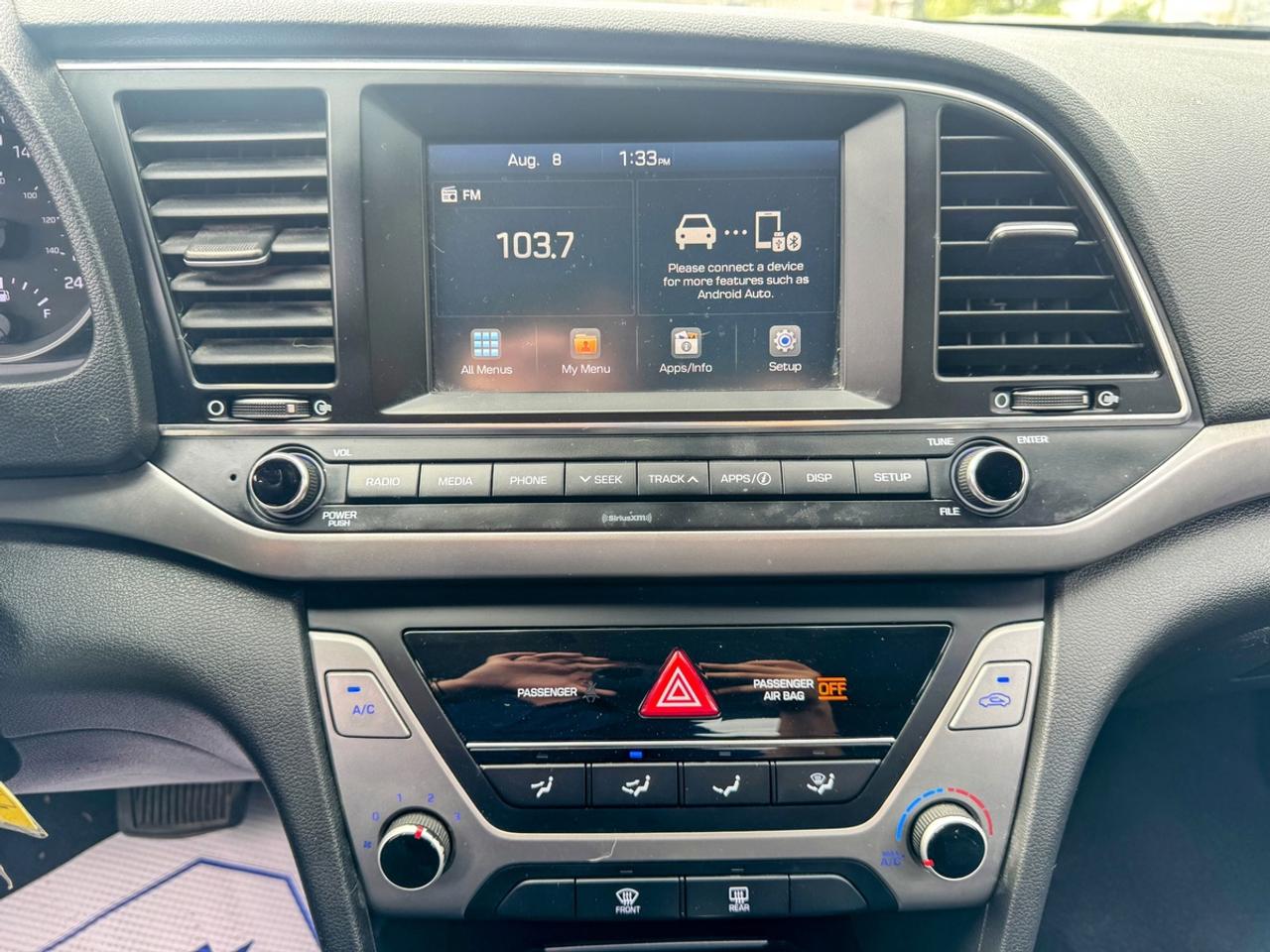 2017 Hyundai Elantra GL Photo