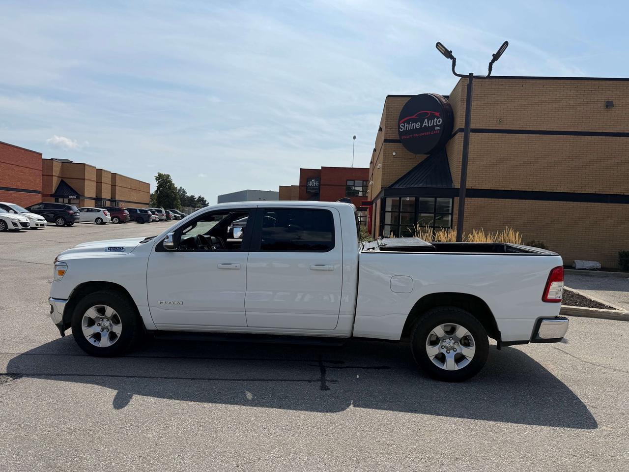 2022 RAM 1500 Big Horn,Long Box,Crew Cab,3.6L Etorque 4x4 Photo