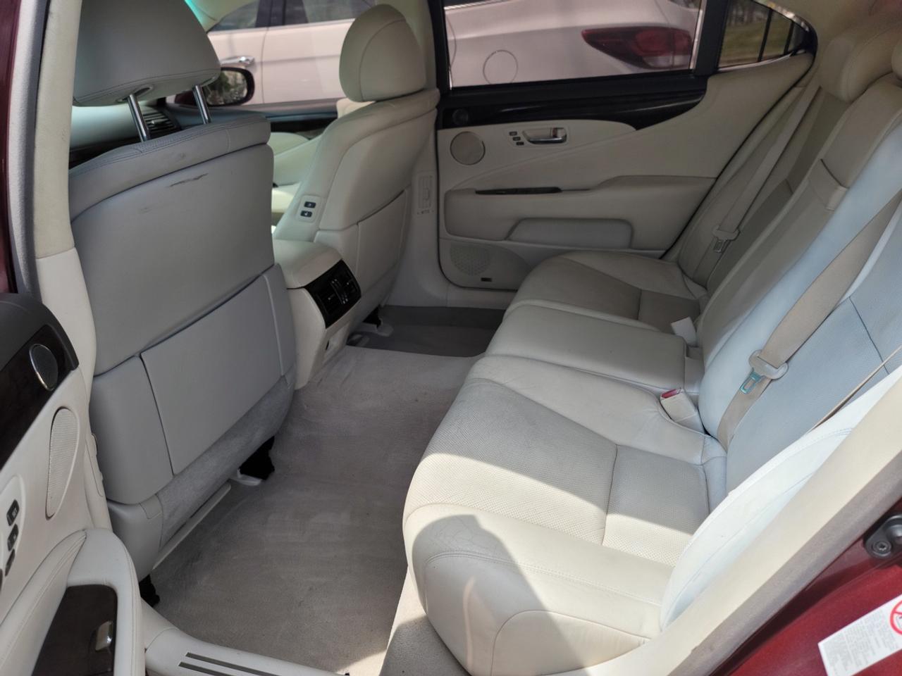 2007 Lexus LS 460 L Luxury Photo