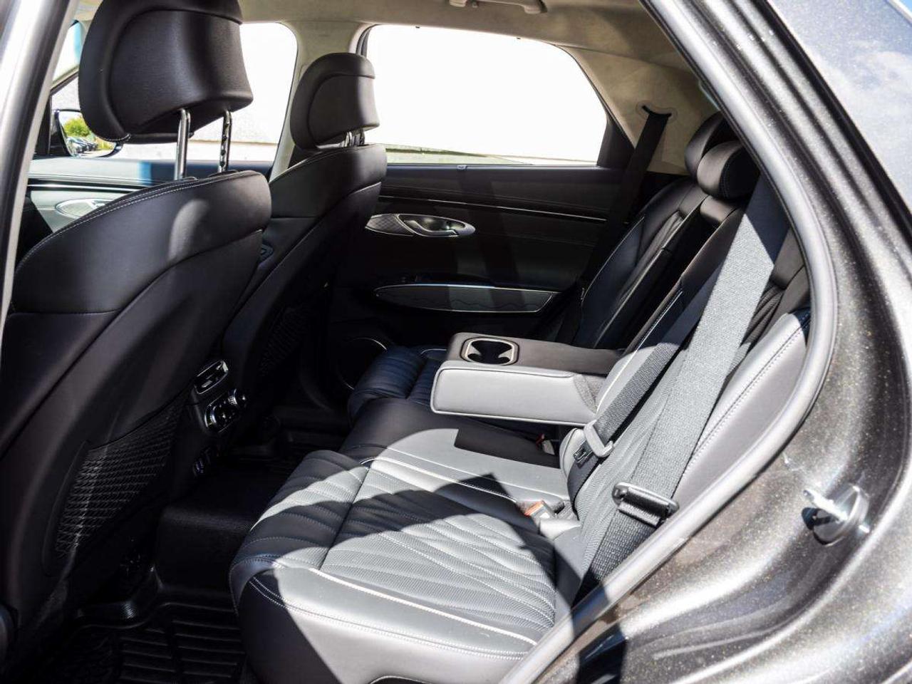 2024 Genesis GV70 2.5T Prestige AWD *CPO w/Low Finance Rates* Photo