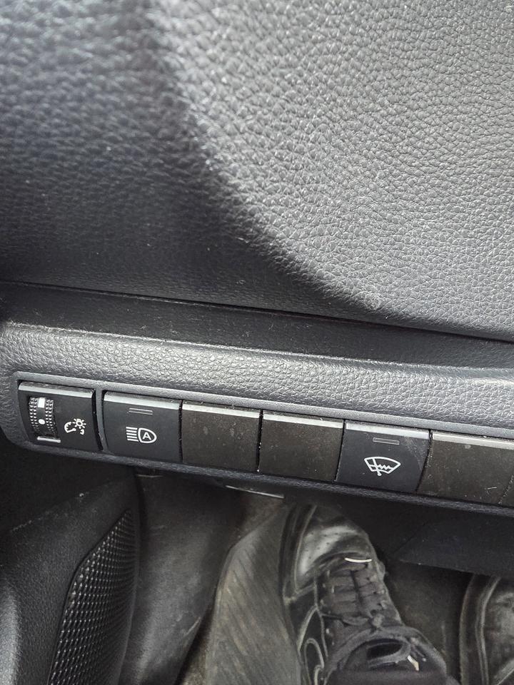 2020 Toyota Corolla SE Photo