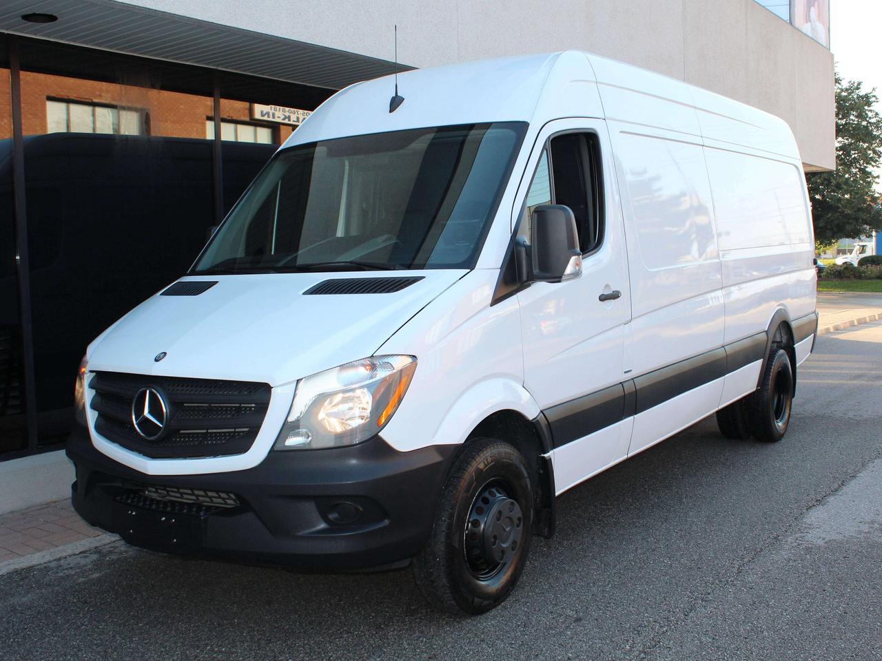 2015 Mercedes-Benz Sprinter 3500 - "DUALLYS" - "3.0L DIESEL" Photo
