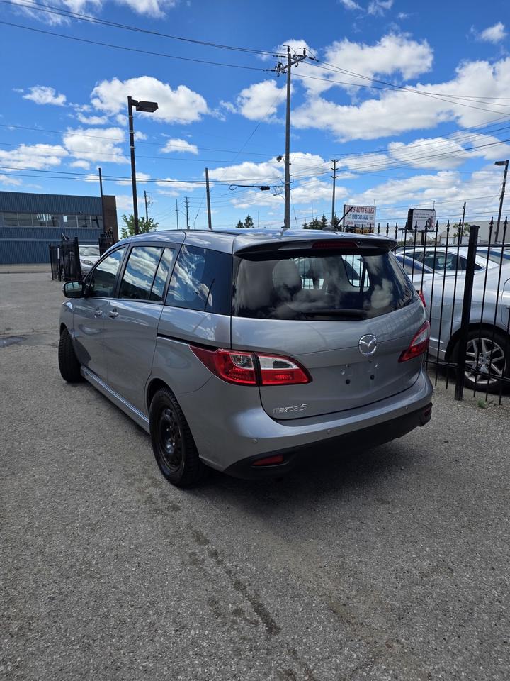 2014 Mazda MAZDA5 Grand Touring Photo