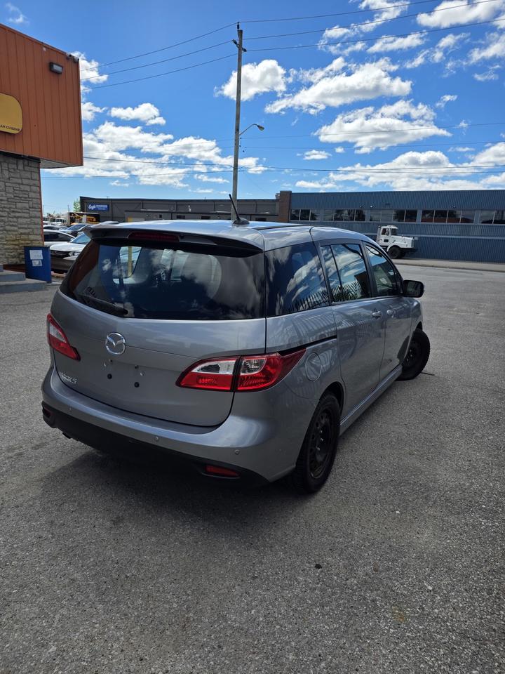 2014 Mazda MAZDA5 Grand Touring Photo3