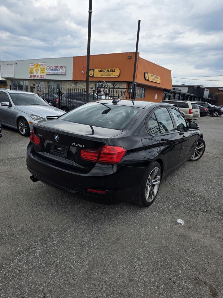 2013 BMW 3-Series 328i xDrive Photo