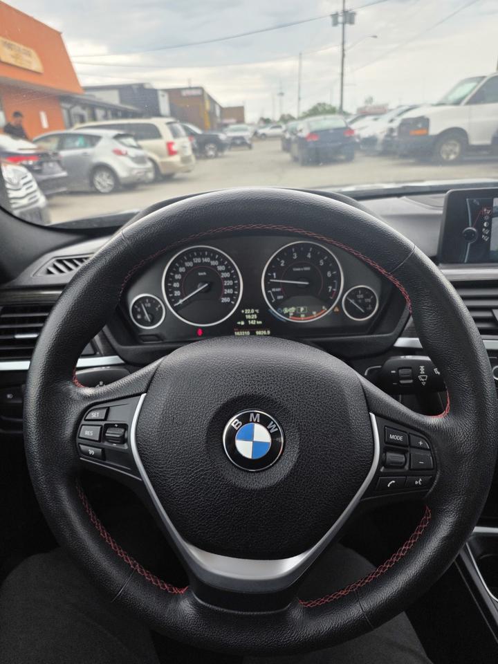 2013 BMW 3-Series 328i xDrive Photo