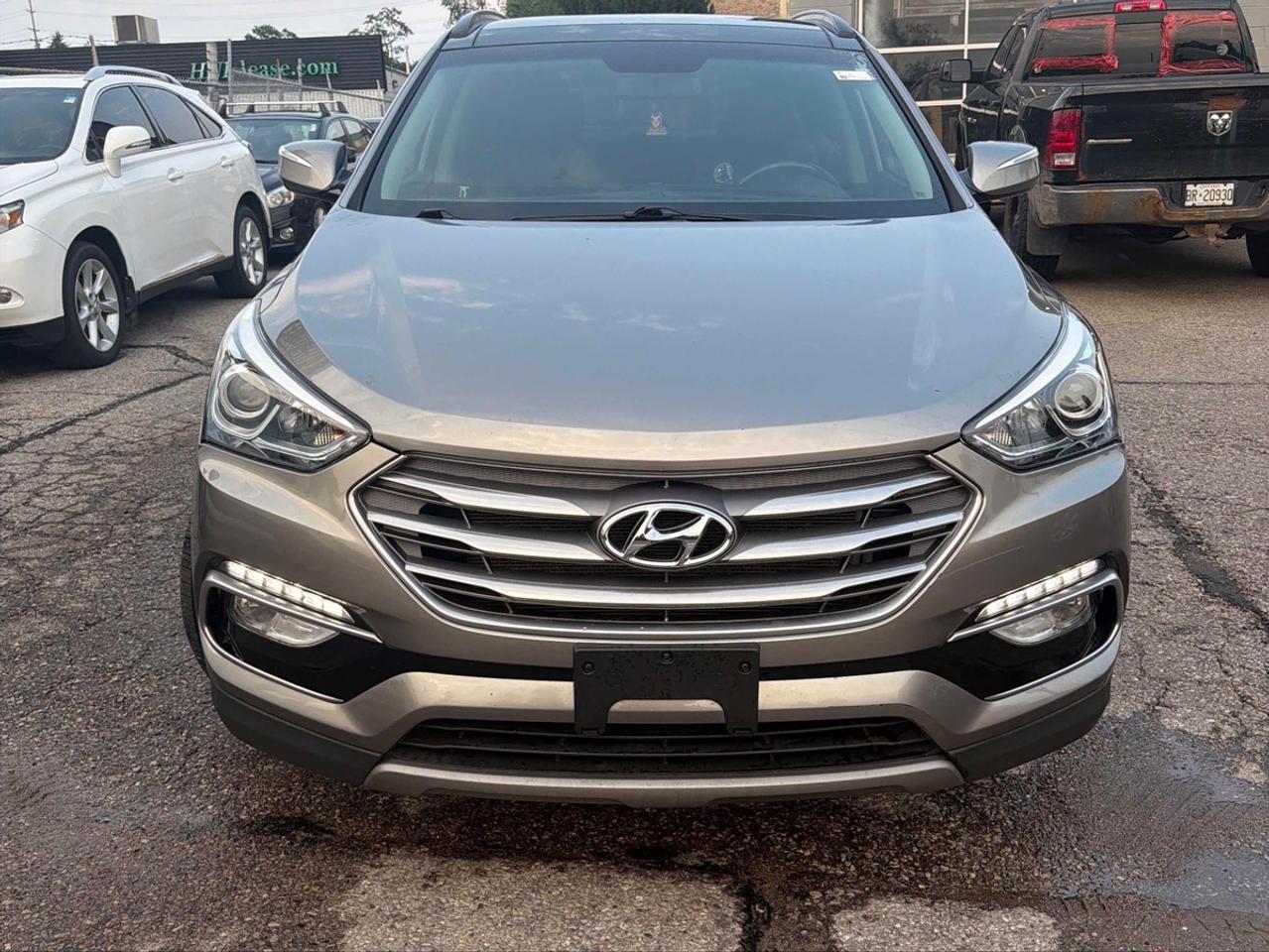 2017 Hyundai Santa Fe SPORT Photo