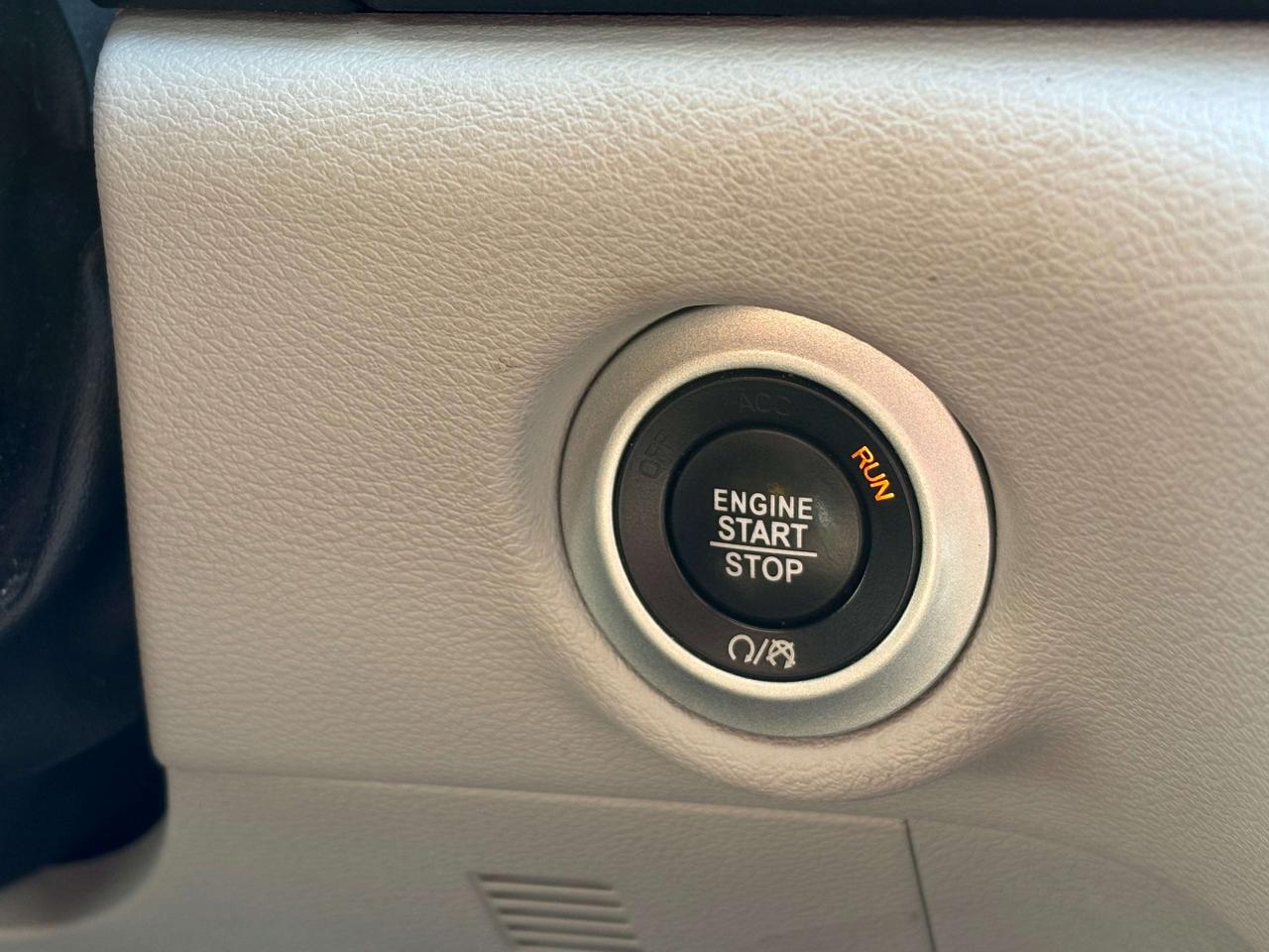 2018 Chrysler Pacifica Touring-L Plus Leather Heated Seats/Steering Wheel Photo