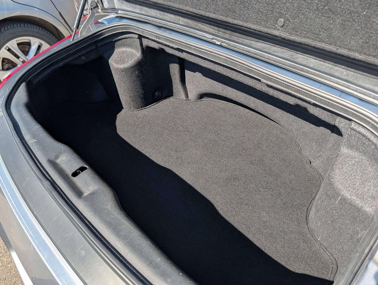 2004 Nissan 350Z Clean CarFax   2 Keys   6-Speed Manual Photo