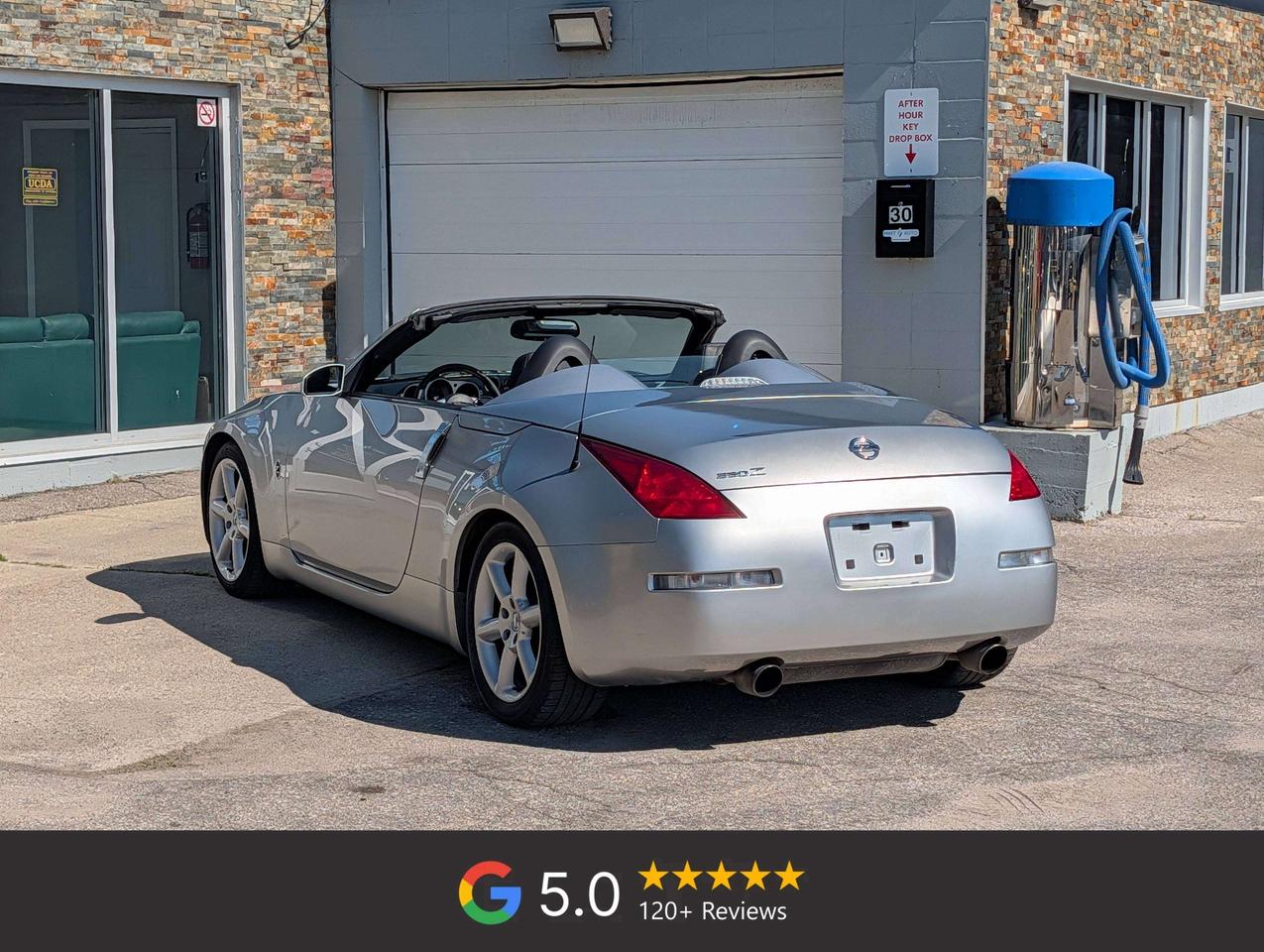 2004 Nissan 350Z Clean CarFax   2 Keys   6-Speed Manual Photo