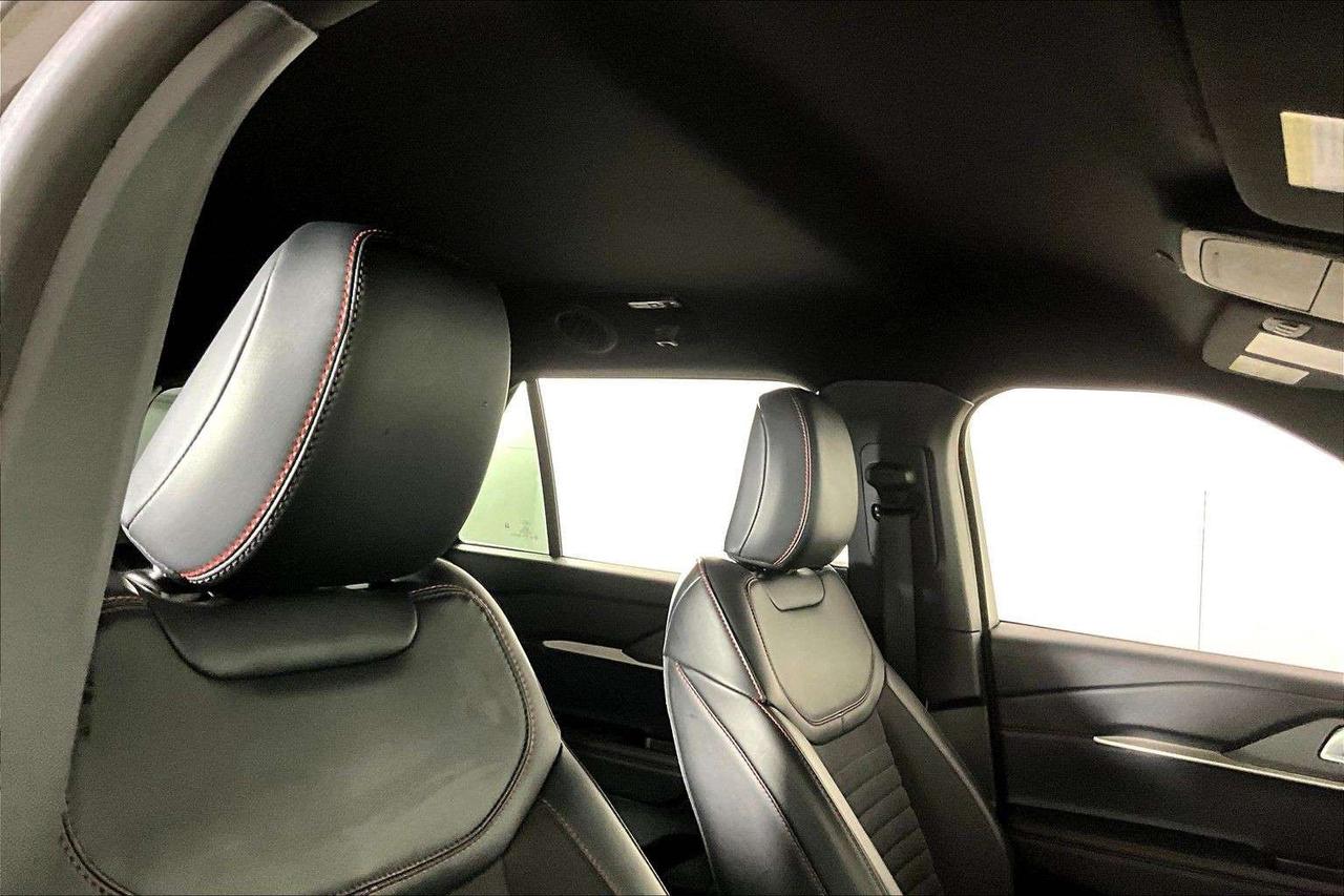 2025 Ford Explorer ST-Line 4WD Photo