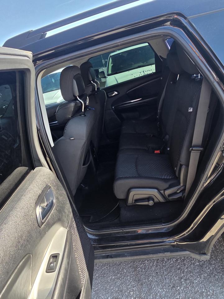 2012 Dodge Journey SE Photo
