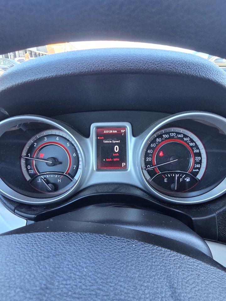 2012 Dodge Journey SE Photo