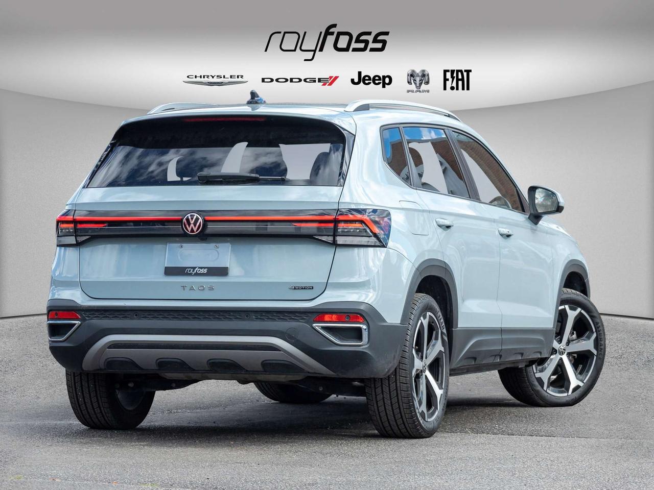 2025 Volkswagen Taos Clean Carfax   Nav   Pano Roof   Adaptive Cruise Photo