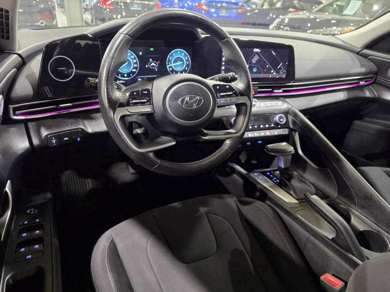 2023 Hyundai Elantra Preferred w/Tech No Accidents Sunroof Navigation Backup Camera Photo