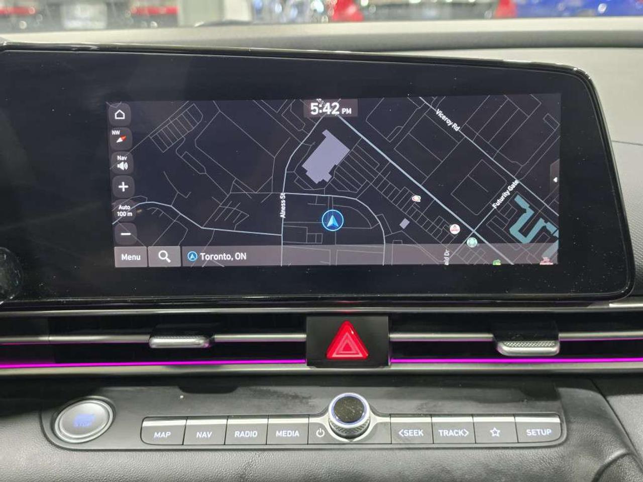 2023 Hyundai Elantra Preferred w/Tech No Accidents Sunroof Navigation Backup Camera Photo