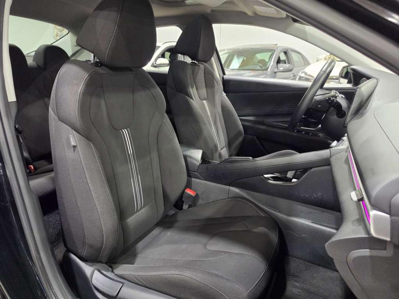 2023 Hyundai Elantra Preferred w/Tech No Accidents Sunroof Navigation Backup Camera Photo