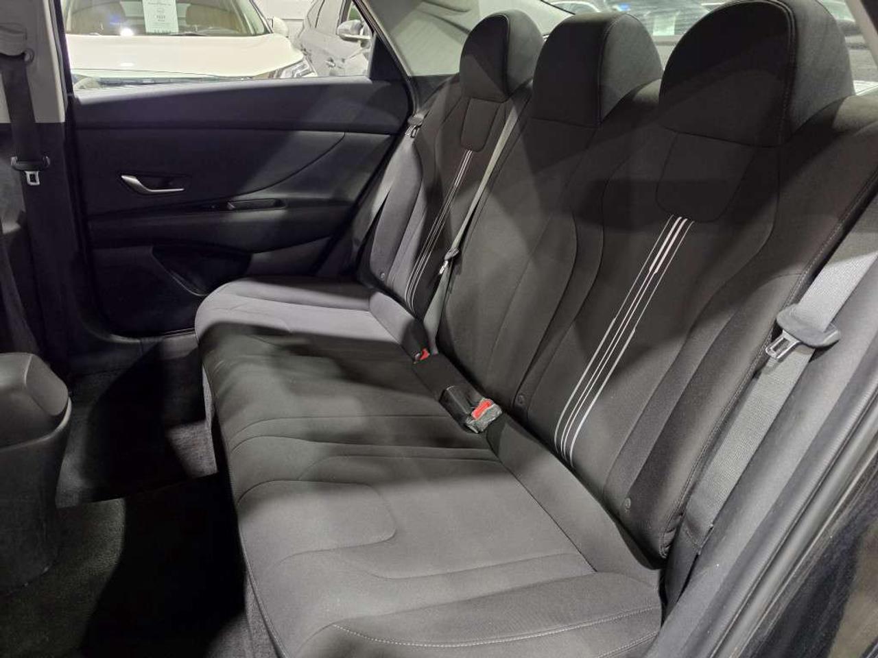 2023 Hyundai Elantra Preferred w/Tech No Accidents Sunroof Navigation Backup Camera Photo