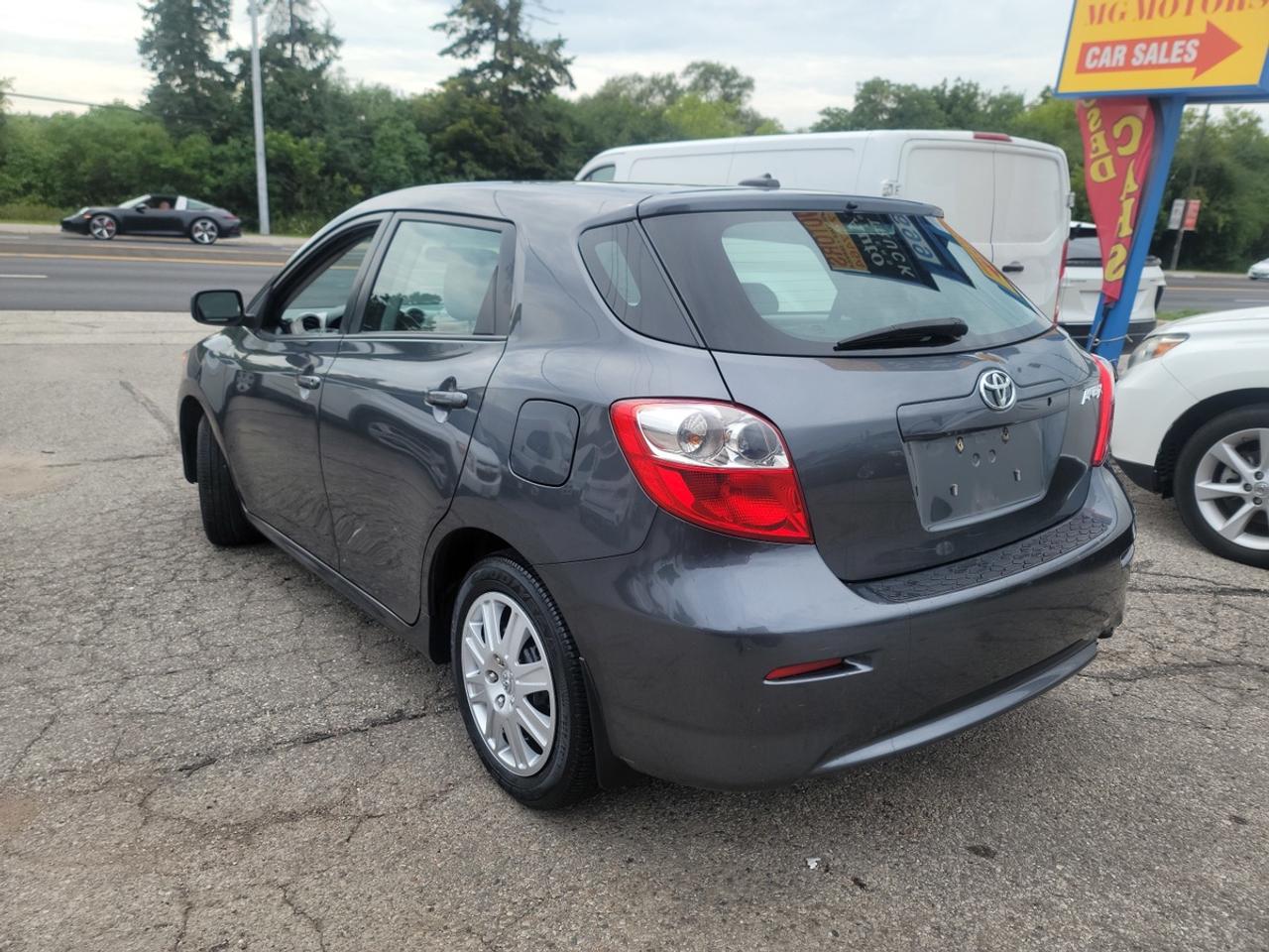 2012 Toyota Matrix 4dr Wgn Photo1