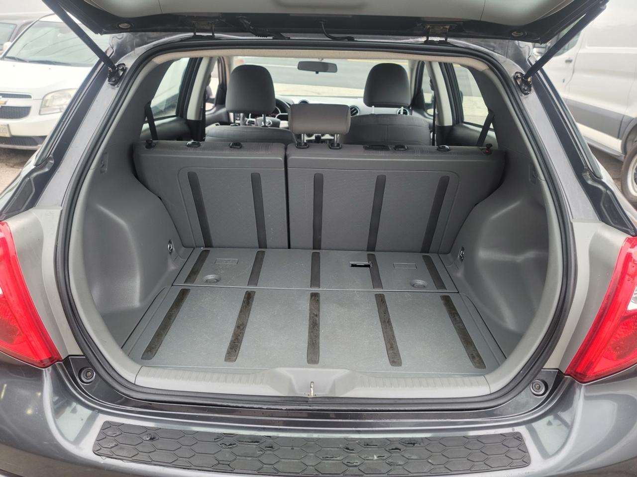 2012 Toyota Matrix 4dr Wgn Photo