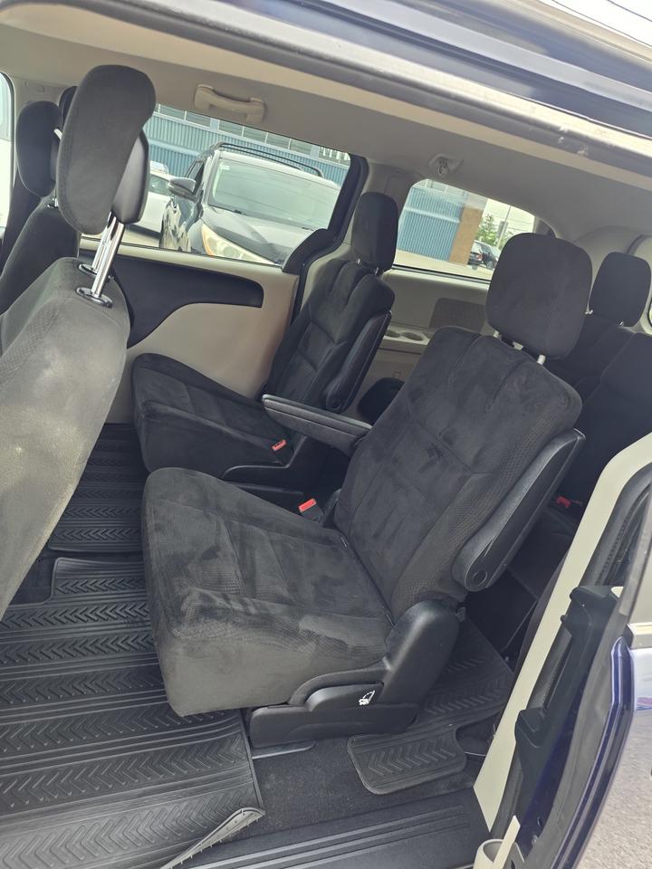 2015 Dodge Grand Caravan American Value Package Photo