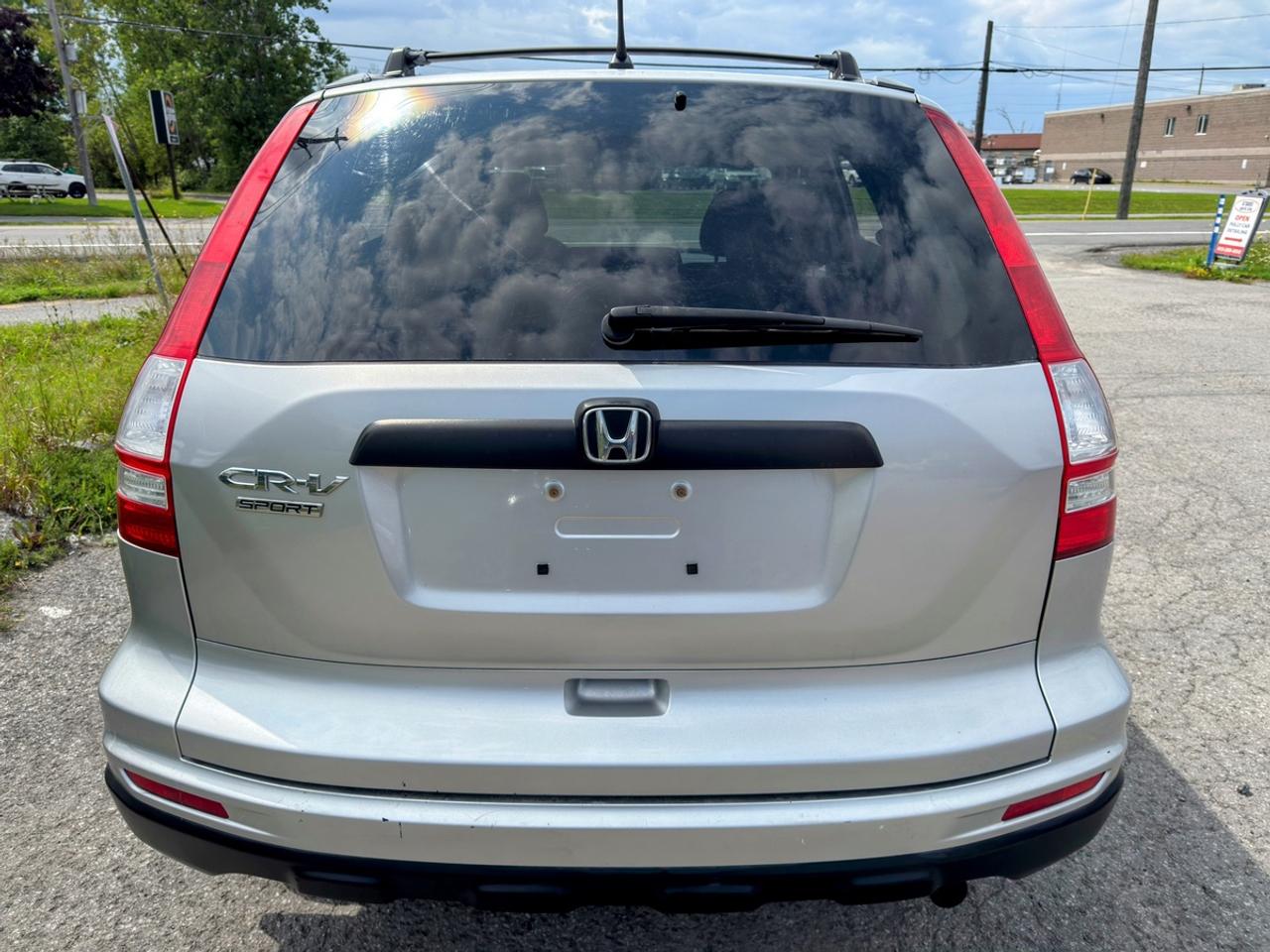 2010 Honda CR-V LX Photo4