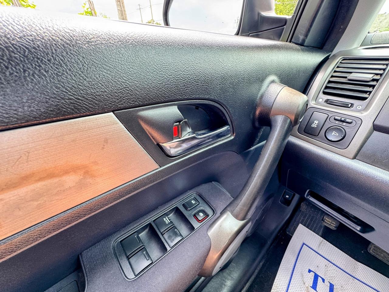 2010 Honda CR-V LX Photo