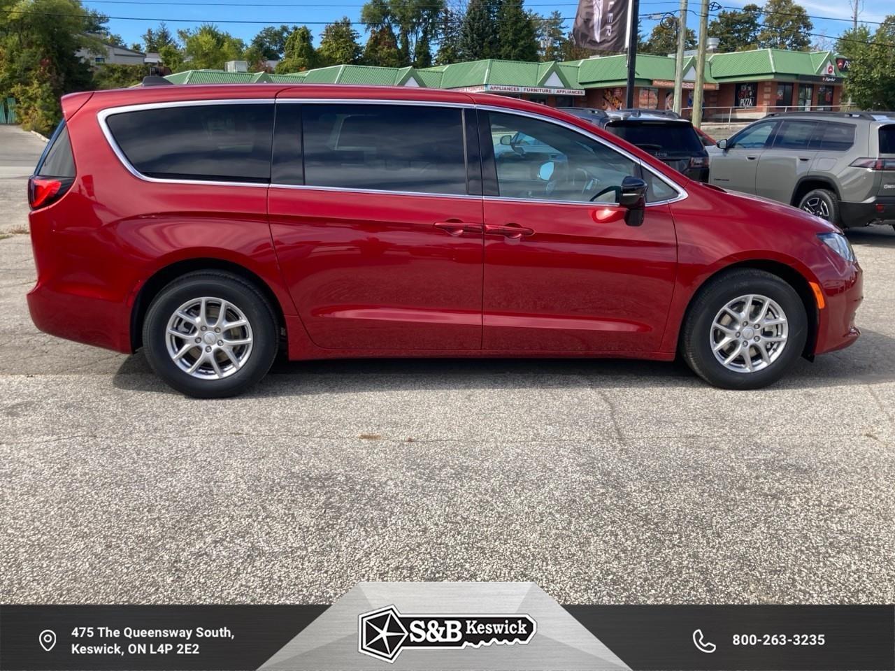 2027 Chrysler Grand Caravan SXT Front-Wheel Drive Passenger Van Photo