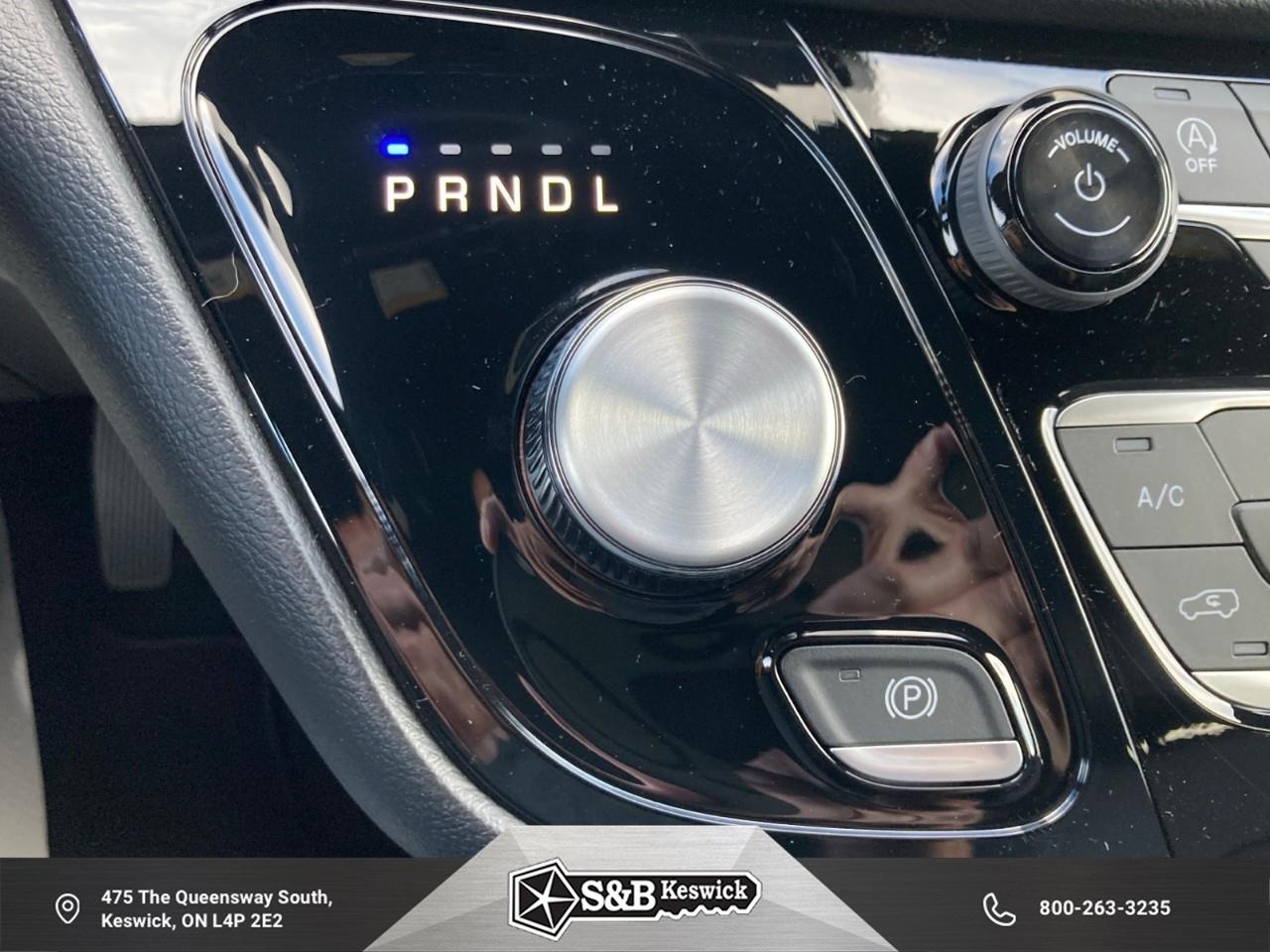 2027 Chrysler Grand Caravan SXT Front-Wheel Drive Passenger Van Photo