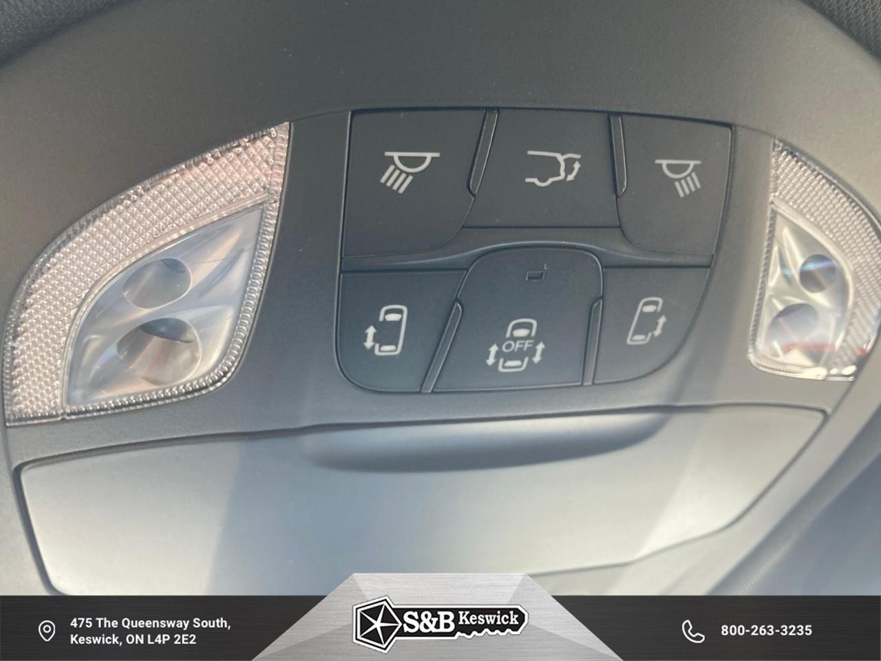 2027 Chrysler Grand Caravan SXT Front-Wheel Drive Passenger Van Photo