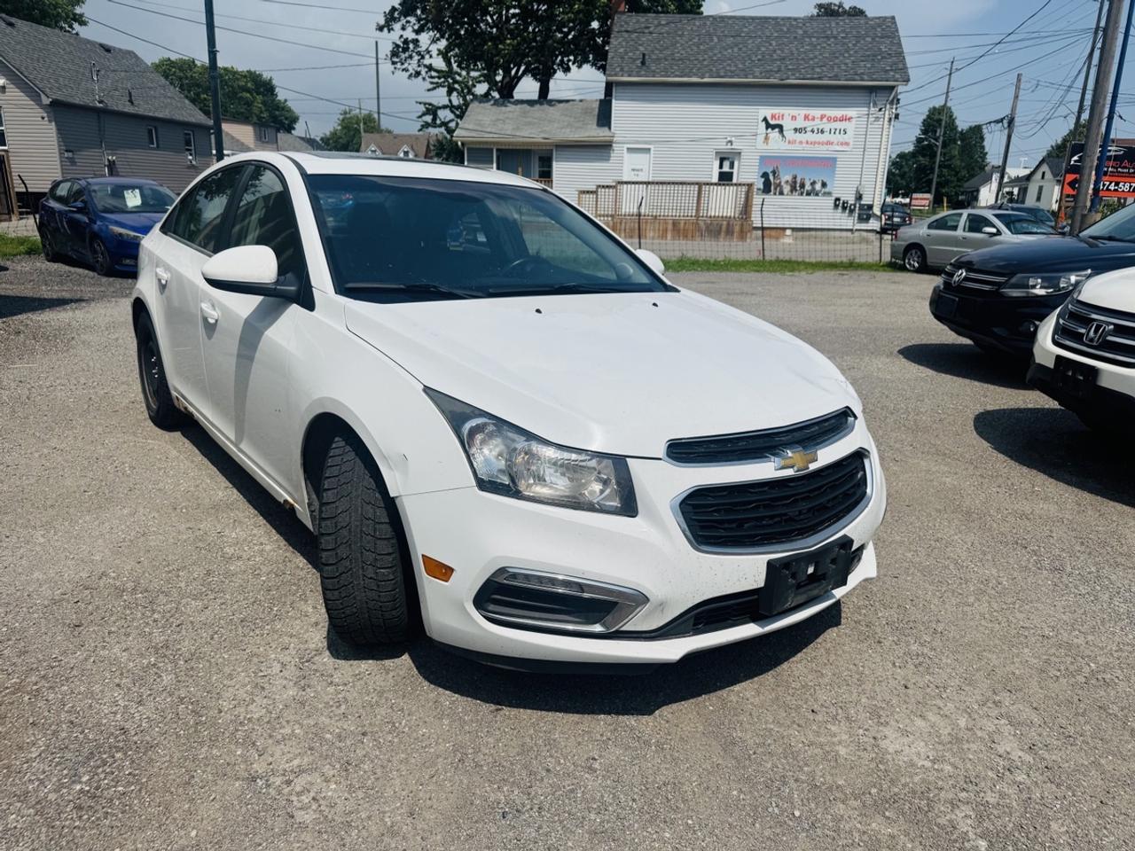 2015 Chevrolet Cruze 2LT Photo5